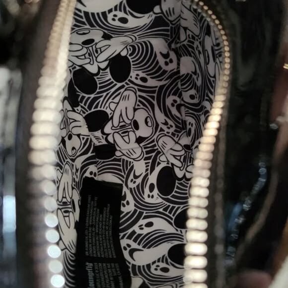 🖤 Disney Loungefly Spooky Mickey & Mickey Bat Bundle – NWT 🖤 - Picture 6 of 9